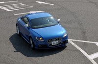 アウディTTSクーペ（4WD/6AT）【ブリーフテスト】の画像