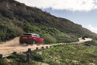 レンジローバー イヴォークの2016年モデル発売の画像