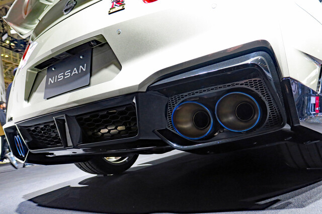 これが集大成！ 日産が「GT-R」の2024年モデルをお披露目【東京オート