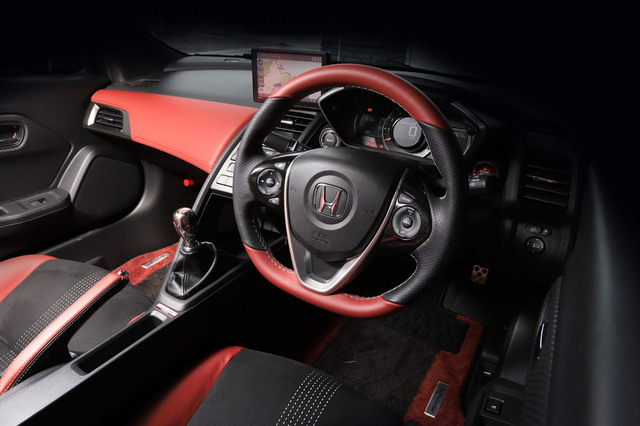 ホンダS660モデューロX（MR/6MT）【試乗記】 チューニングの原点 - webCG 