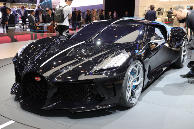 ジュネーブショー2019の会場から（ブガッティ／ランボルギーニ