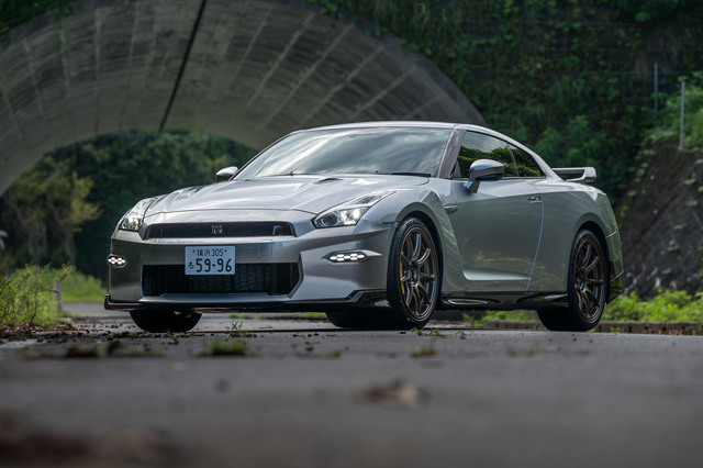 日産GT-RプレミアムエディションT-spec（4WD/6AT）【試乗記】 不滅の  