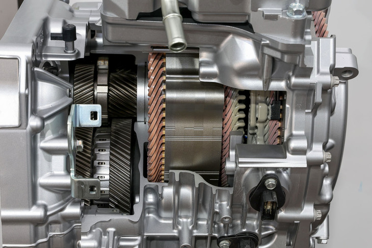 新型「アコード」が初搭載となるモーターとジェネレーターを平行軸に配置した電気式CVT。