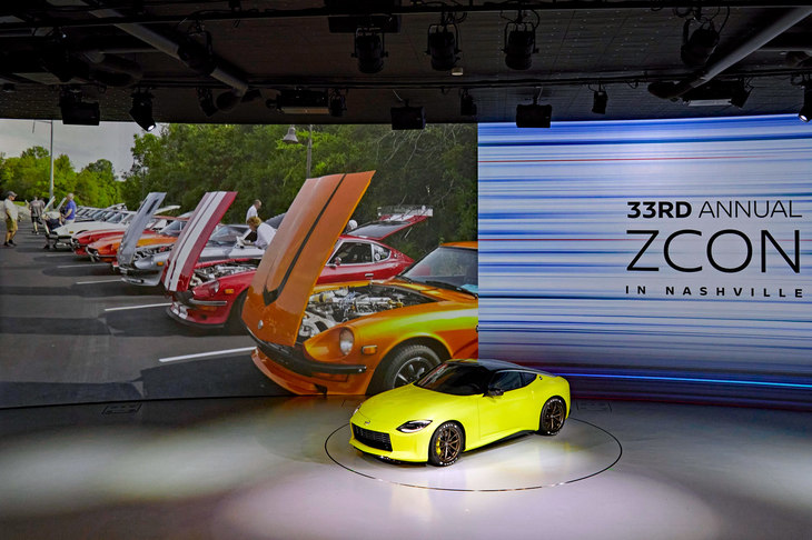 発表会では、同時刻に米ナッシュビルで行われていたオーナーイベント「ZCOM」の会場との中継も行われた。