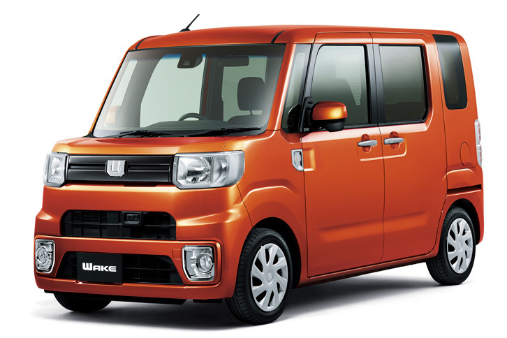 黒いフロントガーニッシュが用いられた「D“SA II”」。