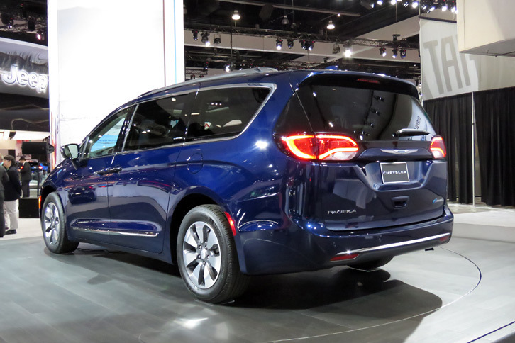 クライスラー・パシフィカ プラグインハイブリッド