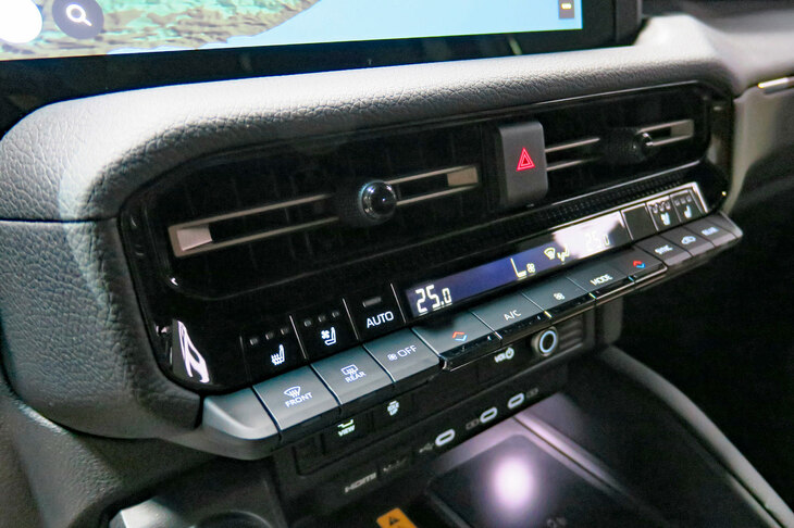 トヨタ・ランドクルーザー“250”（エアコン）