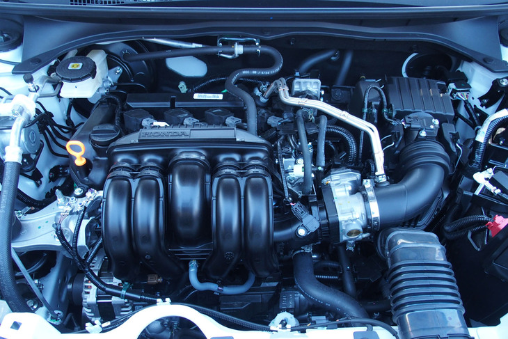 ホンダWR-V Zブラックスタイル（エンジン）