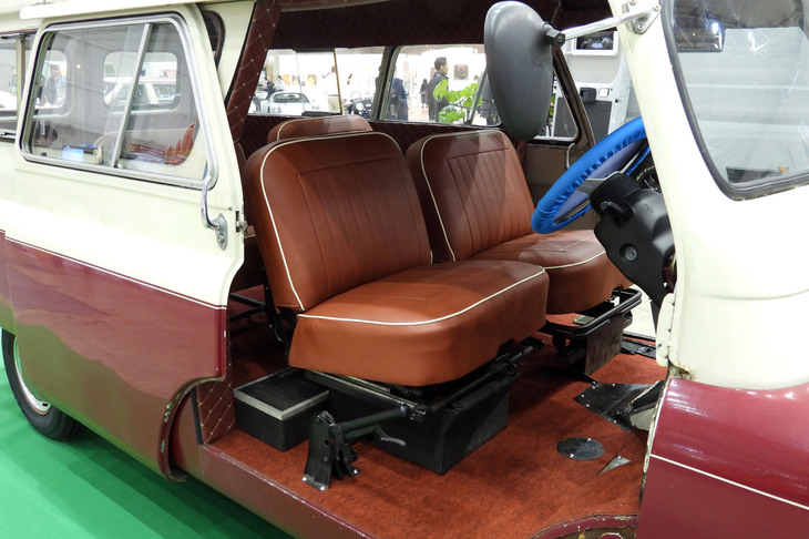 ベッドフォードCAドーモビル（1961年）／Classic Camper Japan by RANGERS