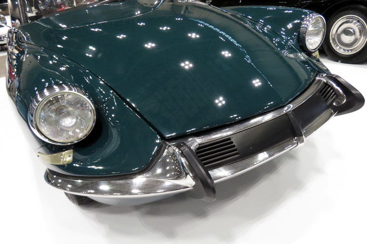 シトロエンID19（1973年）／アウトニーズ