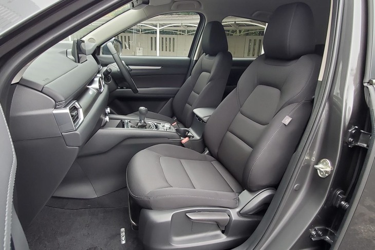 マツダCX-5 XDスマートエディション（フロントシート）