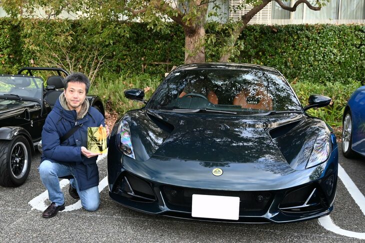「ロータスモーニングクルーズ」で行われたコンクールドエレガンス。その1台に選ばれたのが、高橋さんの2023年式「エミーラ ファーストエディション」だ。普段使いにできるクルマとして、今年購入したという。