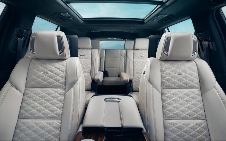 専用カラーとなる、「エスカレード スポーツ ローンチエディション」のインテリア。