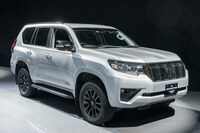 会場に展示されていた、最終世代の「ランドクルーザープラド」。「ランドクルーザー“250”」の前任にあたるモデルだが、両車のキャラクターは大きく異なる。