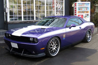 コレクションズさんに来ると、大抵興味深いクルマが入庫していて面白い。こちらは「ダッジ・チャレンジャーMr.Norm's GSS」。6.4リッターV8 OHVにスーパーチャージャーくっ付けて、最高出力は650hp也。