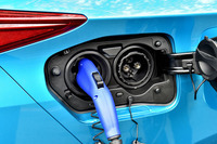 トヨタ・プリウスPHV S“ナビパッケージ”（前編）の画像