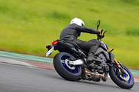 低速ではトルク感を、高速では加速感を感じられるようサウンドもチューニング。新型「MT-09」は、幅広いライダーに走りを楽しんでもらえるよう、つくり込まれたマシンとなっていた。