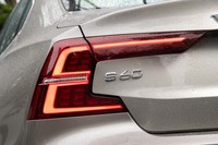 ボルボS60 T6 Twin Engine AWDインスクリプション