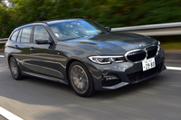 BMW 320d xDriveツーリング Mスポーツ