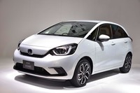 ホンダ・フィット：これさえあれば無敵だぜ！