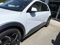 キャラクターラインには過剰な抑揚がなく、かつ個性的である。