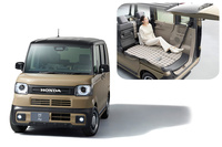 インテリアにチェック柄の生地を大胆に使い、荷室を停車時にくつろげる空間として提案した「N-BOXジョイ」。アイデアとそれを具現する実行力は見事だが、肝心のユーザー受けは……？