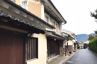 八日市・護国地区の町並み。