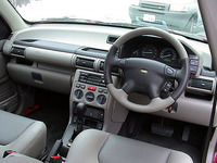 ランドローバー・フリーランダー5ドアES(5AT)【試乗記】の画像