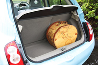 日産マーチ12E（FF/4AT）／12SR（FF/5MT）【試乗記】の画像