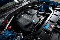 「X4 M40i」の3リッター直6直噴ターボエンジン。ベースとなる「X4 xDrive35i」のものに比べ、最高出力は54ps、最大トルクは6.6kgm強化されている。