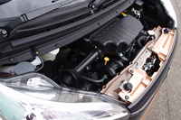 「3B20」と呼ばれる660ccの3気筒 DOHCエンジン。