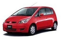 三菱「コルト」に4WD車の画像