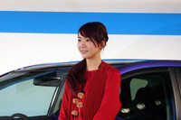 発表会場には、「ラクティス」のCMキャラクターを務める女優の新垣結衣さんも登場。「自分自身、先代モデルのCMが印象に残っていて……」出演依頼があったときは、気分が高揚したとのこと。