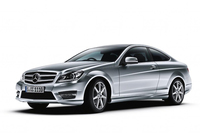 「メルセデス・ベンツCクラス クーペ」
    