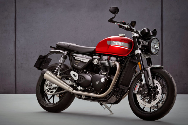 最終値下げ】トライアンフ スピードツイン YFF280 レッド 破損あり