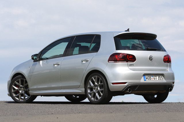 フォルクスワーゲン・ゴルフGTI エディション35（FF/6AT）【海外試乗記