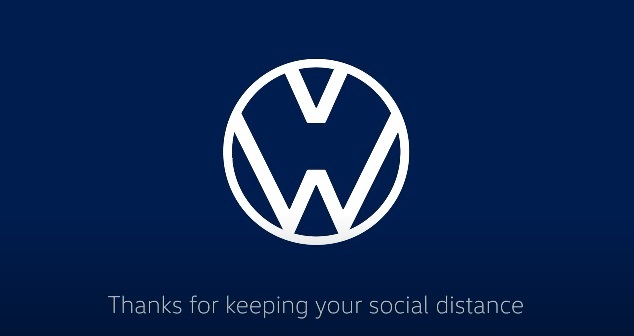 こちらはフォルクスワーゲンのコンテンツより。ブランドロゴのVとWが上下に離れてしまった。