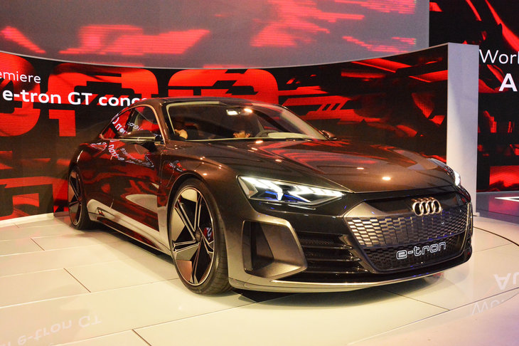 アウディの一番の目玉は「e-tron GTコンセプト」。公開されたのはプレスデー初日のみで、2日目は欠席だった。