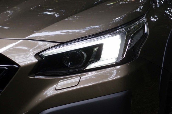 スバル・レガシィ アウトバックX-BREAK EX（ヘッドランプ）