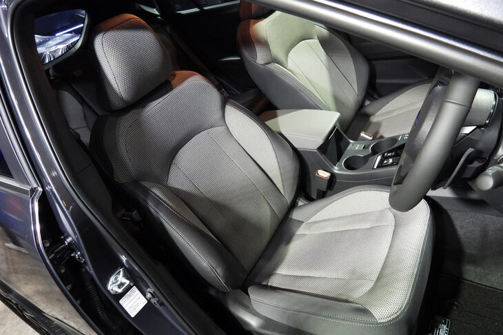 スバル・クロストレック ストロングハイブリッドSTIパフォーマンス