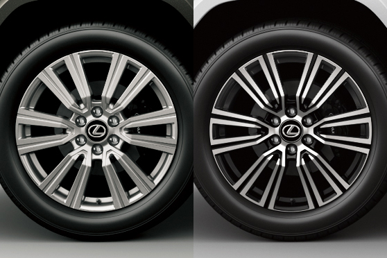 大径の22インチホイールは「LX600“エグゼクティブ”」（左）に標準装備されるほか、「LX600」（右）にもオプションで用意される。ただ、写真のとおりカラーリングは変わってしまうが……。