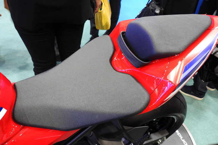 ホンダCBR1000RR-RファイアブレードSP