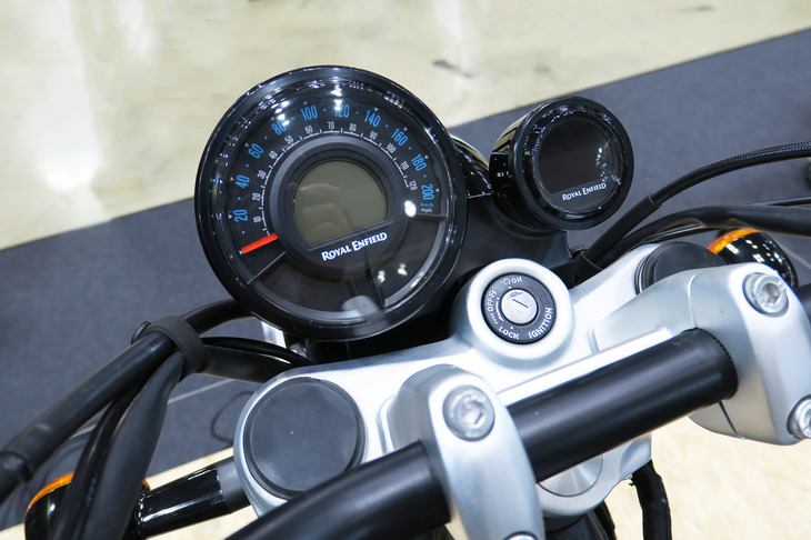 ロイヤルエンフィールド・スーパーメテオ650