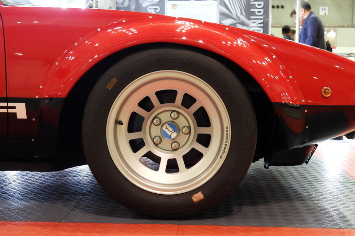 デ・トマソ・パンテーラ／アクティブガレージ＆アプローチ