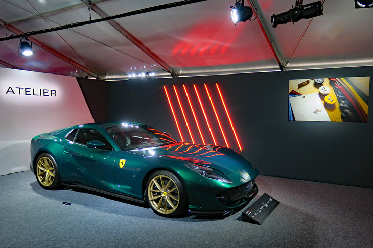 フェラーリ812GTS