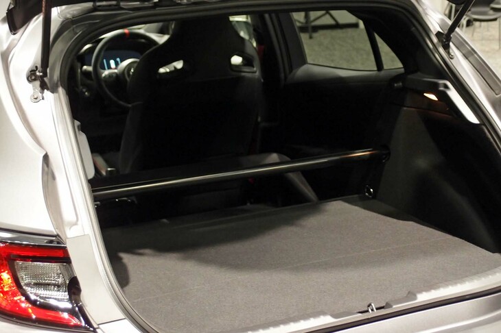 トヨタGRカローラ モリゾウエディション（ラゲッジルーム）