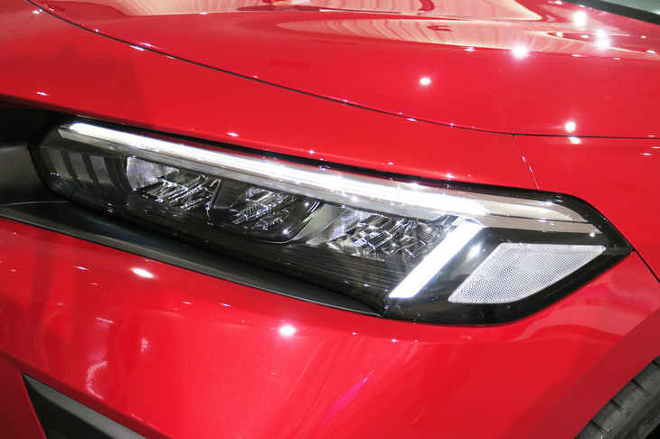 ホンダ・シビックLX（ヘッドランプ）