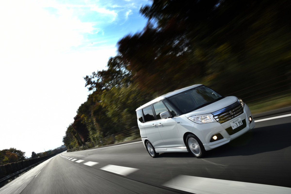 スズキ ソリオ ハイブリッドsz Ff 5at 試乗記 地味だけどスゴいヤツ Webcg