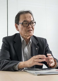 1983年に日産自動車に入社して以来、主にプラットフォームの開発に関わってきた國分 均さん。2年前から三菱自動車との合弁会社であるNMKVに入り、現在は日産のNissan第一製品開発本部 プロジェクト統括グループ 主担と、NMKVの第二プロジェクトマネジメントグループ マネージャーを兼務する。