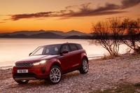 続いては2リッターディーゼルターボモデルの「D240」に試乗。尿素SCRシステムにより、ユーロ6dをクリアしている。